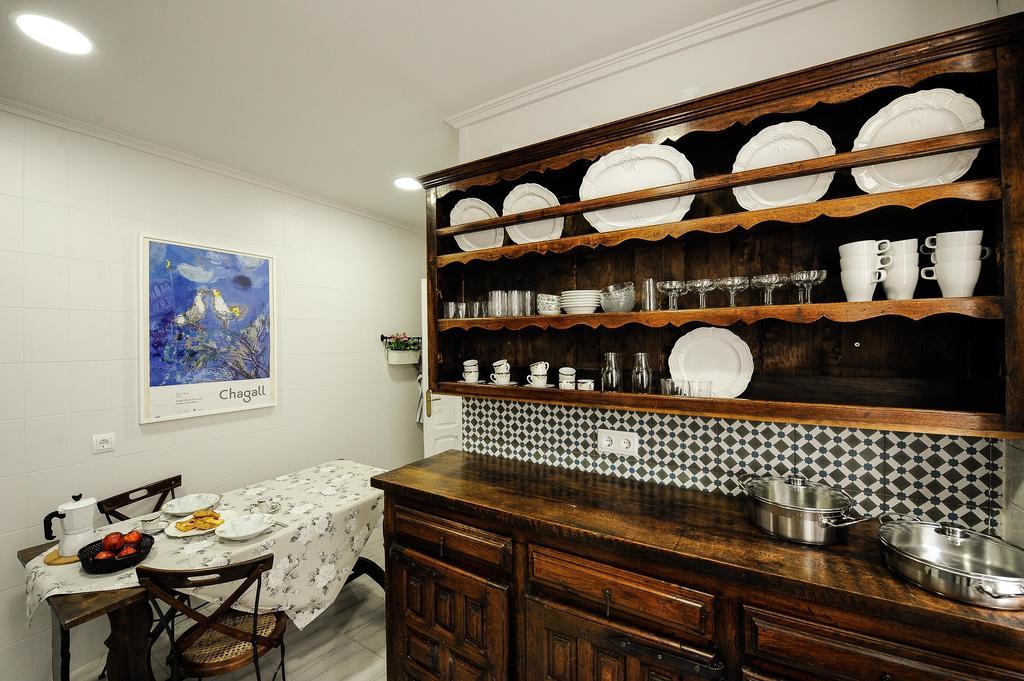 Heart Of Pamplona Apartments II By Clabao Room photo